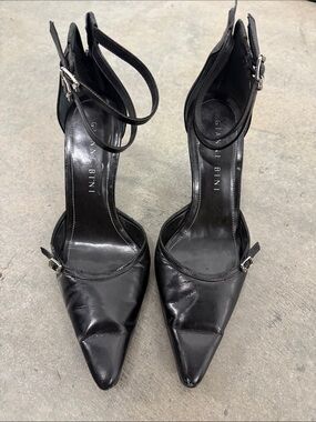 Gianni Bini vintage Black Pointed Toe Double Ankle Strap Heels